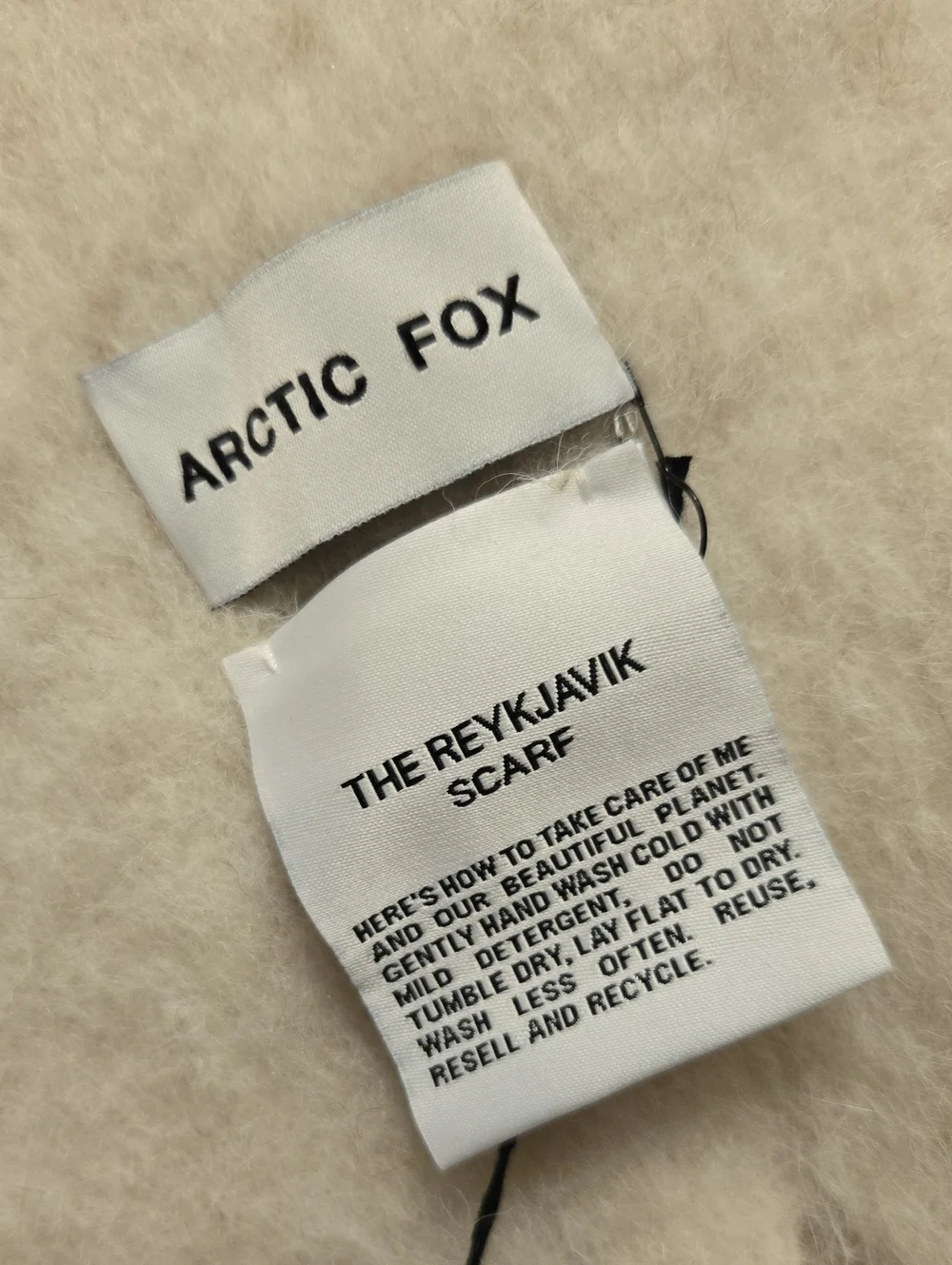 Arctic Fox Reykjavik Scarf Natural White NWT Soft Winter Chunky Unisex